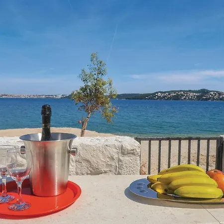 Amazing In Seget Donji With Kitchen * Trogir