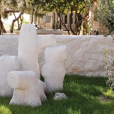 Amazing In Seget Donji With Kitchen *