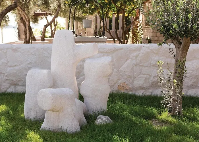 Amazing In Seget Donji With Kitchen *