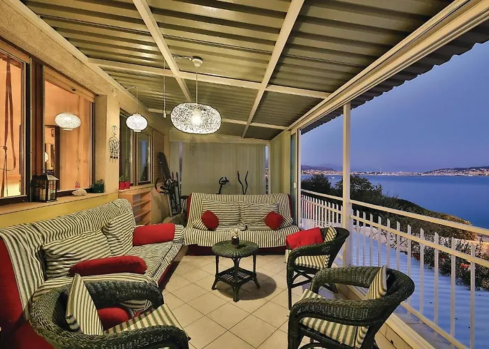 Hébergement de vacances Amazing In Seget Donji With Kitchen Trogir