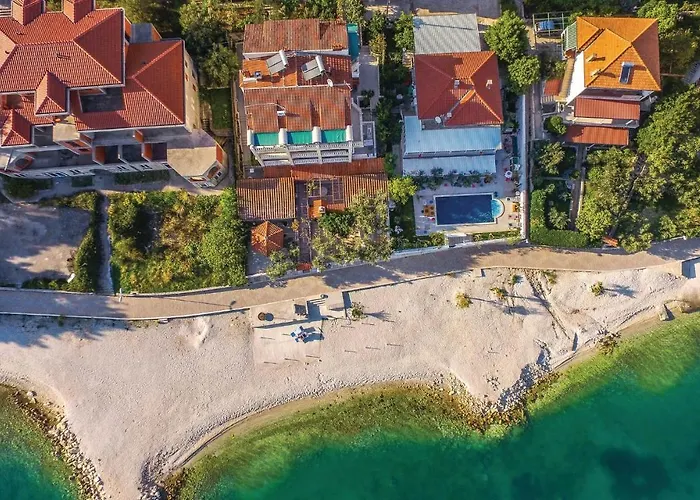 Prázdninový dům Amazing In Seget Donji With Kitchen *